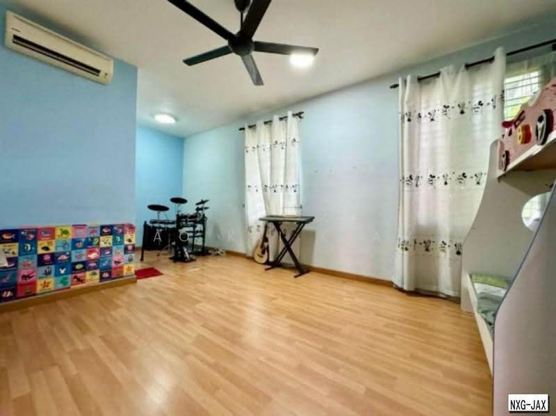 Bungalow House for Sale in Aman Perdana (Kapar) - Hao Kai Khaw - Bedroom - PropertyGuru.com.my