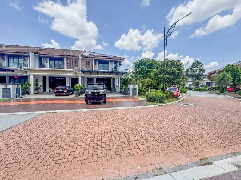 Rumah Teres 2-Tingkat untuk Dijual di Cyberjaya (Selangor) - Luqman Ramli - Exterior - PropertyGuru.com.my