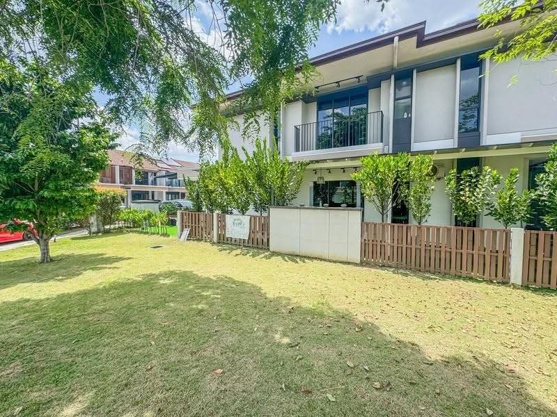 Rumah Teres 2-Tingkat untuk Dijual di Cyberjaya (Selangor) - Luqman Ramli - Exterior - PropertyGuru.com.my