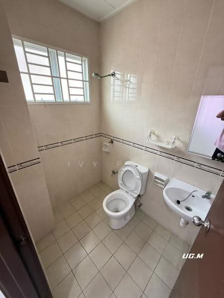 Rumah Teres untuk Dijual di Bandar Puteri Klang (Klang) - Ivy Por - Bathroom - PropertyGuru.com.my