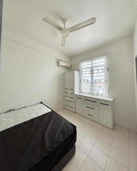 Pangsapuri untuk Disewa di Irama Villa - Gan Chun Kai - Bedroom - PropertyGuru.com.my