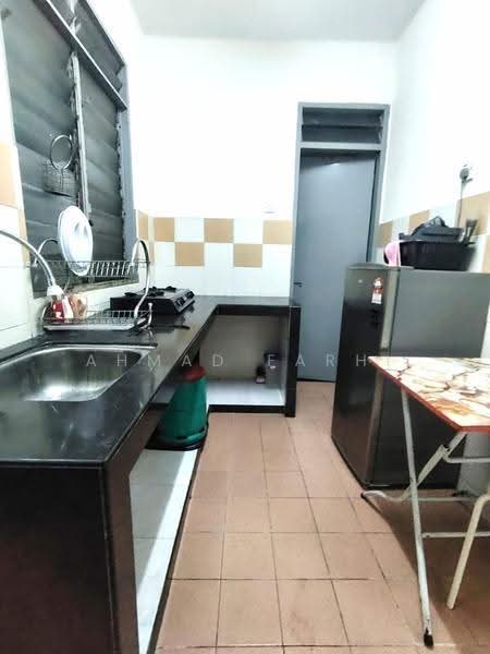 Apartment for Rent at Mentari Court - Ahmad Farhi - Kitchen - PropertyGuru.com.my