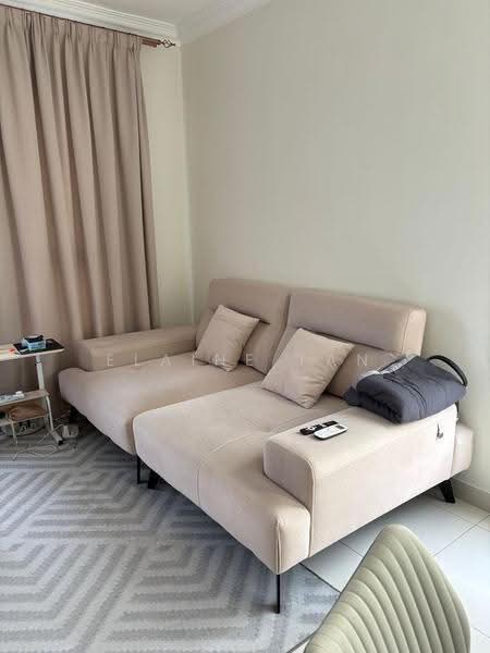 Kediaman Servis untuk Disewa di TRIO By Setia - Elaine Tan - Living Room - PropertyGuru.com.my