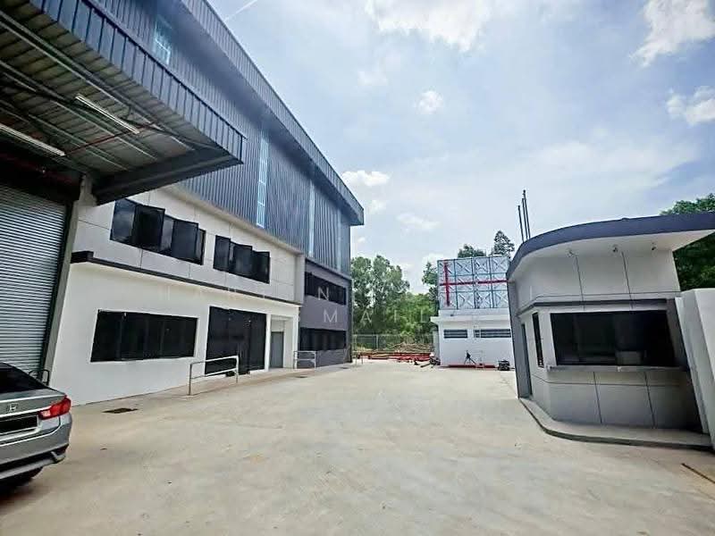 Warehouse for Rent in Puncak Alam (Selangor) - Hartini Binti Ismail - Exterior - PropertyGuru.com.my