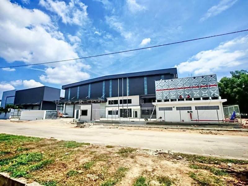 Warehouse for Rent in Puncak Alam (Selangor) - Hartini Binti Ismail - Exterior - PropertyGuru.com.my