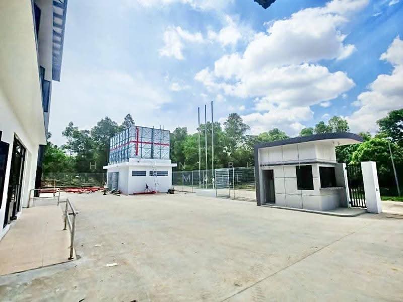 Warehouse for Rent in Puncak Alam (Selangor) - Hartini Binti Ismail - Exterior - PropertyGuru.com.my