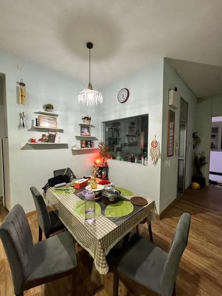 Service Residence for Sale at Seasons Amara Larkin - Johnny Tan - Dining Room - PropertyGuru.com.my
