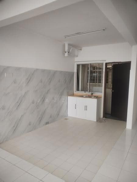 Apartment for Rent at Pangsapuri Cemara - Jazz Yap - PropertyGuru.com.my
