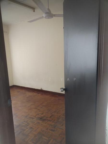 Apartment for Rent at Pangsapuri Cemara - Jazz Yap - PropertyGuru.com.my