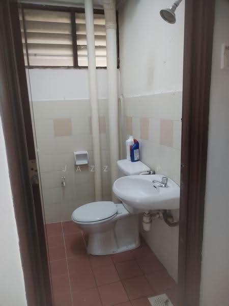 Apartment for Rent at Pangsapuri Cemara - Jazz Yap - PropertyGuru.com.my