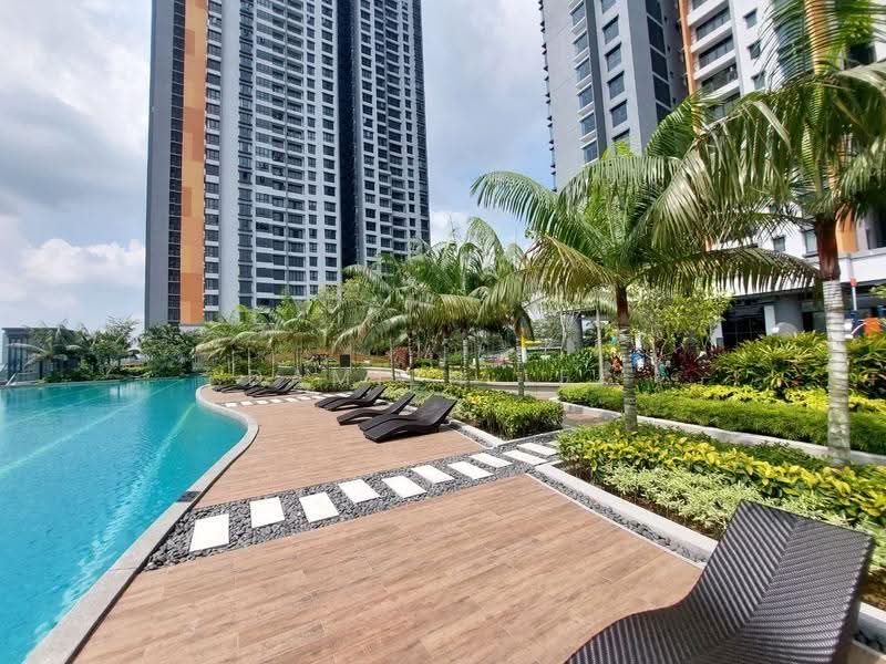 Kediaman Servis untuk Dijual di Sunway Serene - Damien Lee - Pool - PropertyGuru.com.my