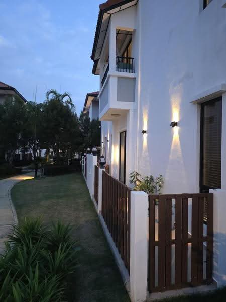 Rumah Teres 2-Tingkat untuk Dijual di Setia Eco Glades (Cyberjaya) - Fong Qi Jing - Exterior - PropertyGuru.com.my