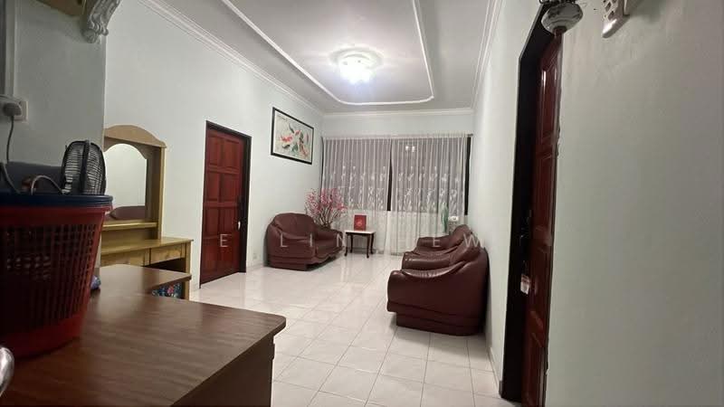 Semi-Detached House for Rent in Kulai (Johor) - Ellin Hew - Living Room - PropertyGuru.com.my