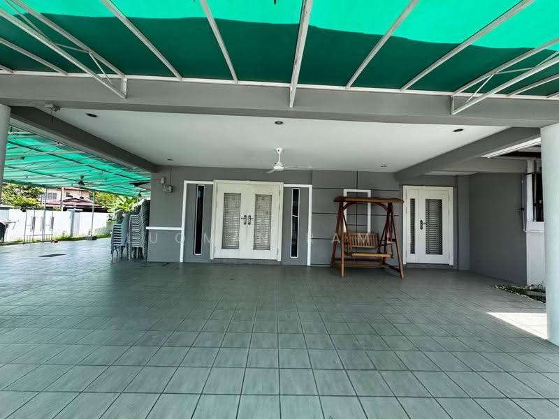 Semi-Detached House for Sale in Bandar Baru Bangi (Selangor) - Luqman Ramli - Exterior - PropertyGuru.com.my