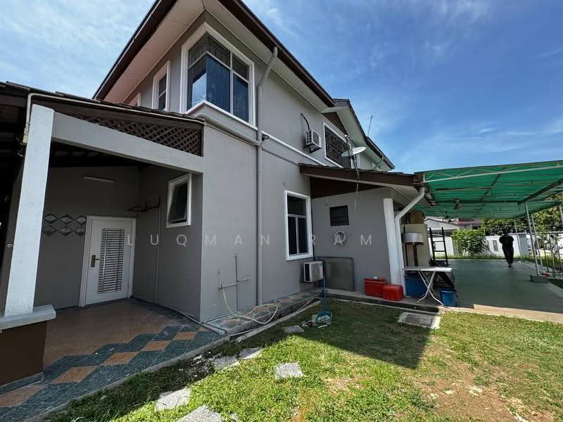 Semi-Detached House for Sale in Bandar Baru Bangi (Selangor) - Luqman Ramli - Exterior - PropertyGuru.com.my