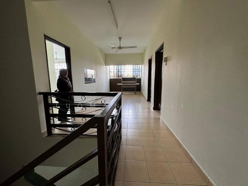 Semi-Detached House for Sale in Bandar Baru Bangi (Selangor) - Luqman Ramli - Corridor - PropertyGuru.com.my