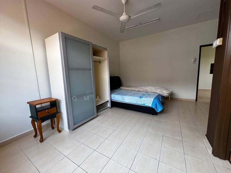 Semi-Detached House for Sale in Bandar Baru Bangi (Selangor) - Luqman Ramli - Bedroom - PropertyGuru.com.my