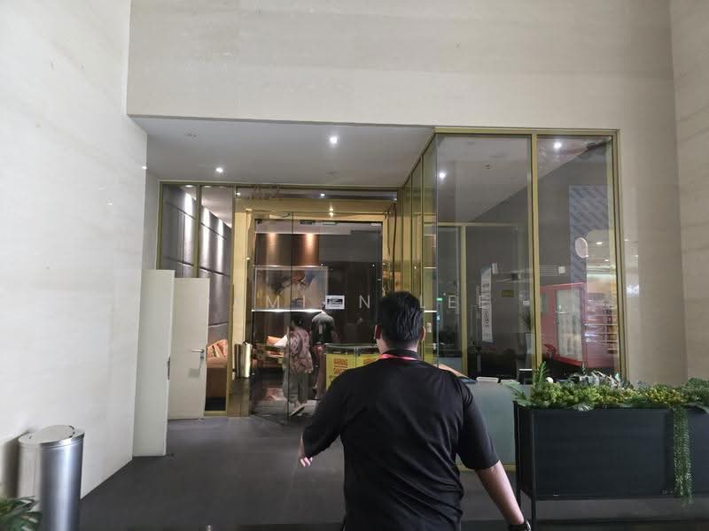 Kediaman Servis untuk Dijual di Lavile Kuala Lumpur - Damien Lee - Entrance - PropertyGuru.com.my