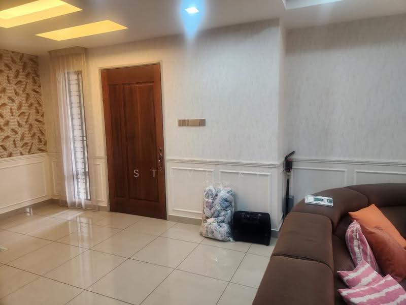 Semi-Detached House for Sale in Bandar Parklands (Klang) - STEVE KI - Living Room - PropertyGuru.com.my