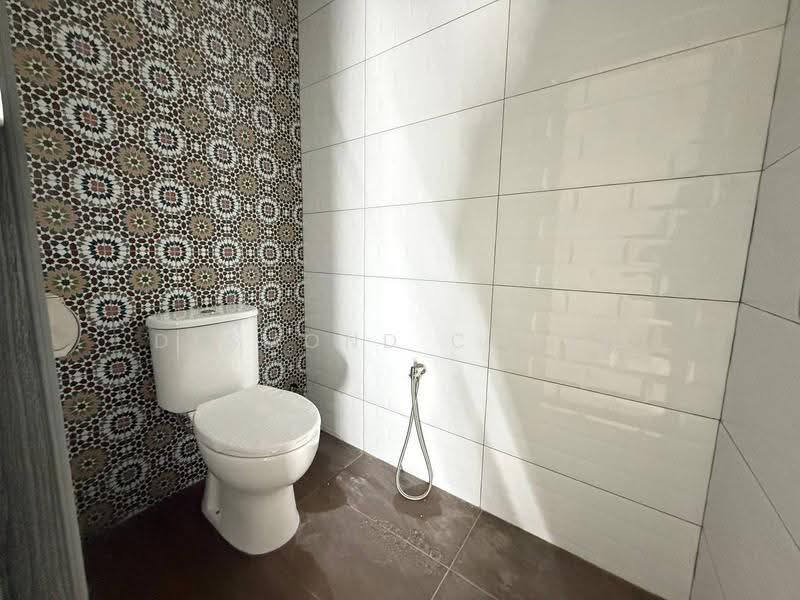 Shop for Rent in George Town (Penang) - Desmond Chuah - Bathroom - PropertyGuru.com.my
