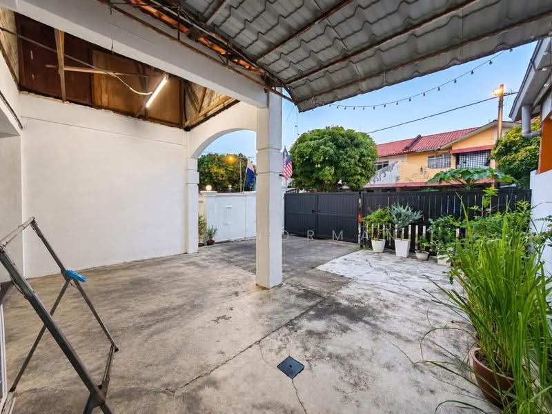 2-storey Terraced House for Sale in Taman Mawar (Pasir Gudang) - Sufi Norman - Exterior - PropertyGuru.com.my