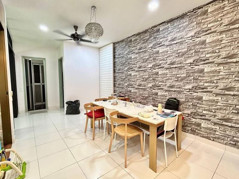 Cluster House for Sale in Setia Tropika (Johor Bahru) - Ken Liew - Dining Room - PropertyGuru.com.my
