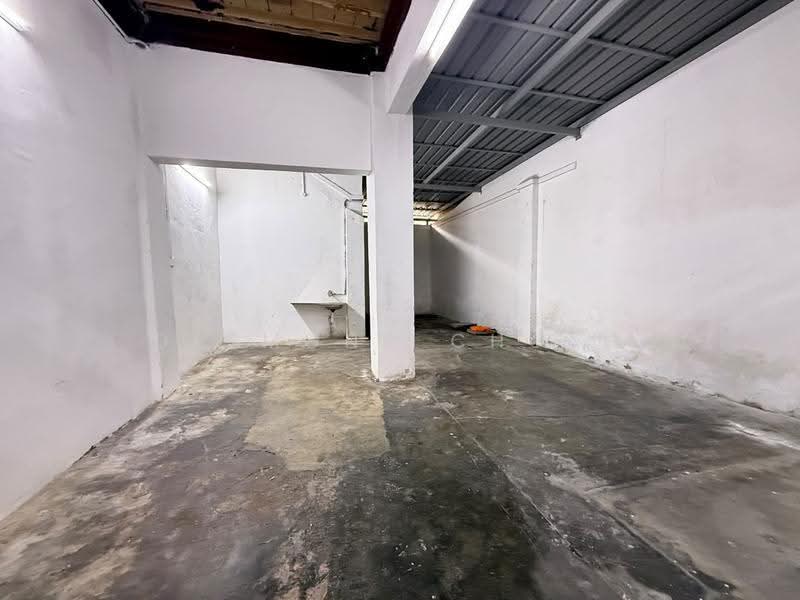 Shop for Rent in George Town (Penang) - Desmond Chuah - Interior - PropertyGuru.com.my