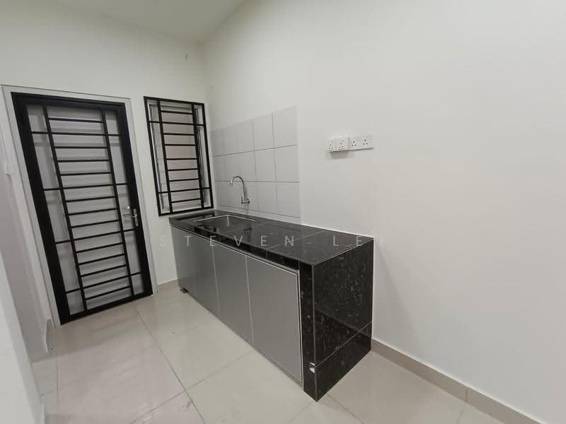 2-storey Terraced House for Rent in Taman Kundang Jaya (Rawang) - Steven Lee - Kitchen - PropertyGuru.com.my