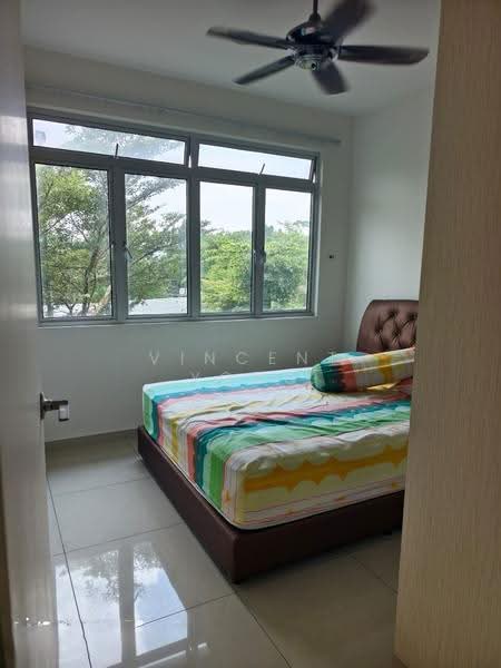 Condominium for Sale at Fairway Suites - Vincent Yong - Bedroom - PropertyGuru.com.my