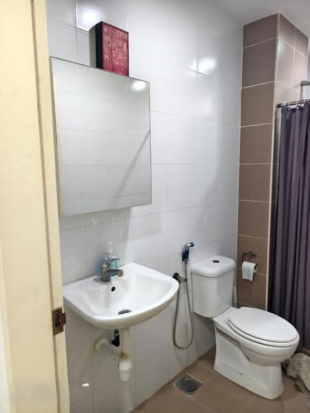 Condominium for Sale at Fairway Suites - Vincent Yong - Bathroom - PropertyGuru.com.my