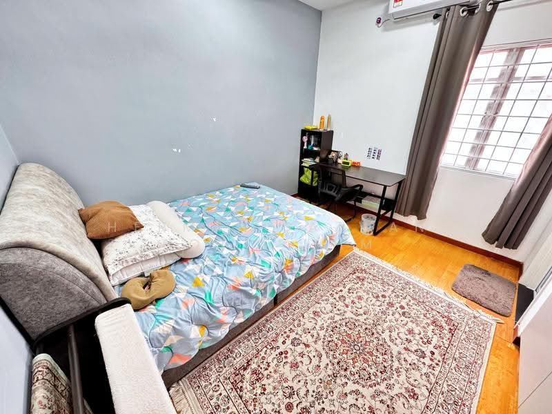 Semi-Detached House for Sale in Nilai Impian (Nilai) - Herman Sazwan Nor Rahim - Bedroom - PropertyGuru.com.my
