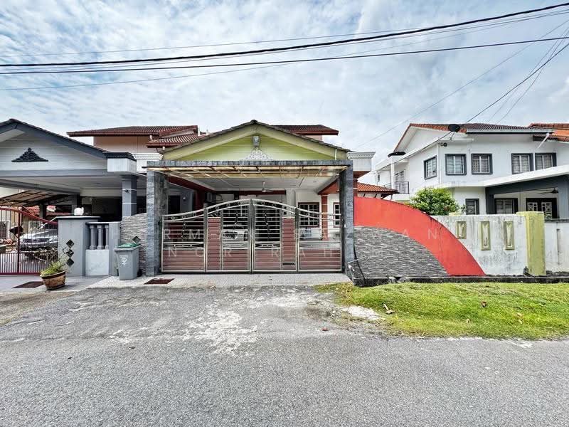 Semi-Detached House for Sale in Nilai Impian (Nilai) - Herman Sazwan Nor Rahim - Exterior - PropertyGuru.com.my