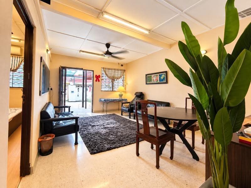 Rumah Teres 1-Tingkat untuk Dijual di Seksyen 8 (Petaling Jaya) - Yenn Chong - Living Room - PropertyGuru.com.my