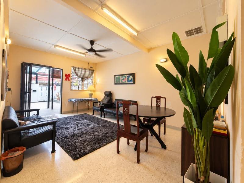 Rumah Teres 1-Tingkat untuk Dijual di Seksyen 8 (Petaling Jaya) - Yenn Chong - Living Room - PropertyGuru.com.my