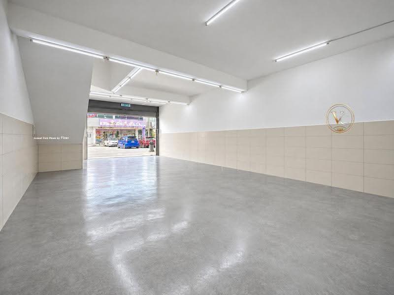Shop for Rent in Setia Alam (Selangor) - Vitas Tan - Entrance - PropertyGuru.com.my