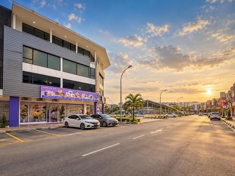 Shop for Rent in Setia Alam (Selangor) - Vitas Tan - Exterior - PropertyGuru.com.my