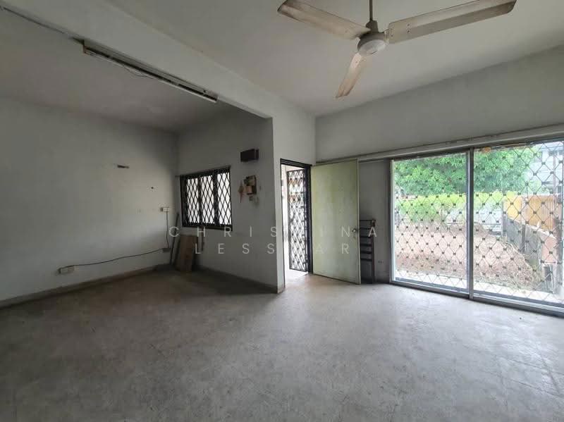 2-storey Terraced House for Sale in SS2 (Petaling Jaya) - Christina Lesslar - Living Room - PropertyGuru.com.my