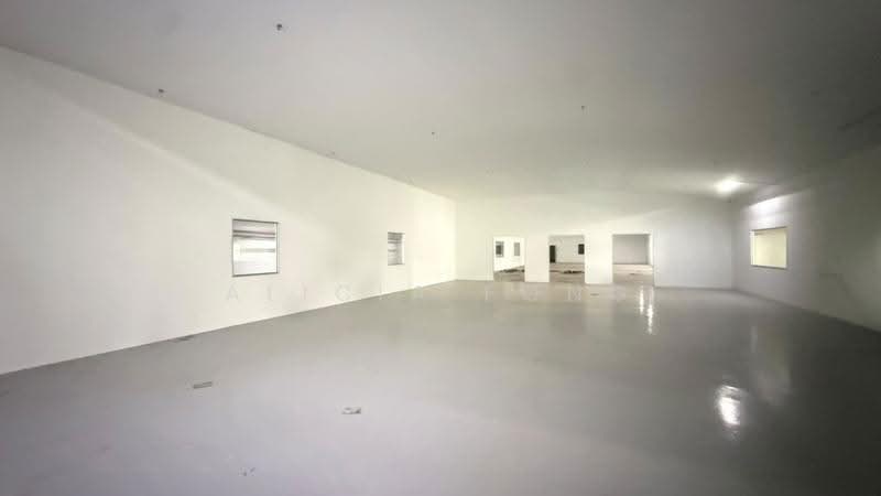 Detached Factory for Rent in Taman Tan Sri Yaacob (Johor Bahru) - Alicia Fong - Interior - PropertyGuru.com.my