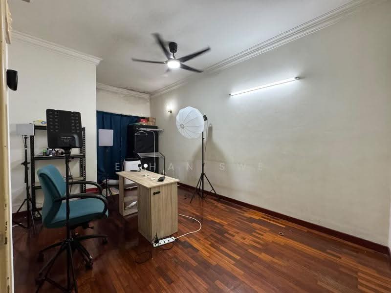 2-storey Terraced House for Sale in Bukit Rahman Putra (Sungai Buloh) - Ethan Swe - Interior - PropertyGuru.com.my