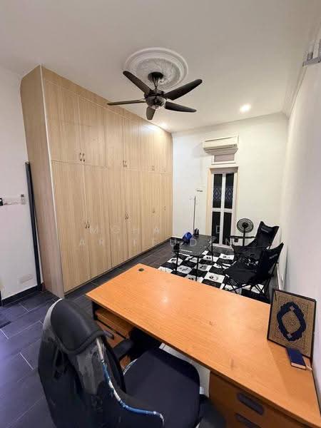 Rumah Teres 3-Tingkat untuk Dijual di Ukay Perdana (Ulu Kelang) - Mohamad Ariffudin - Study - PropertyGuru.com.my