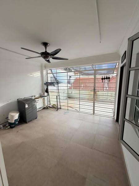 Rumah Teres 3-Tingkat untuk Dijual di Ukay Perdana (Ulu Kelang) - Mohamad Ariffudin - Balcony - PropertyGuru.com.my