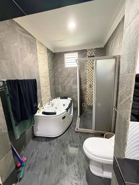Rumah Teres 3-Tingkat untuk Dijual di Ukay Perdana (Ulu Kelang) - Mohamad Ariffudin - Bathroom - PropertyGuru.com.my