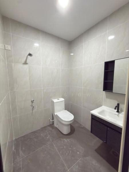 Rumah Teres 1-Tingkat untuk Dijual di Taman Universiti (Skudai) - Eva Siow - Bathroom - PropertyGuru.com.my