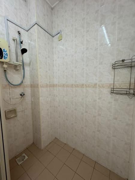 2-storey Terraced House for Sale in Bukit Rahman Putra (Sungai Buloh) - Ethan Swe - Bathroom - PropertyGuru.com.my