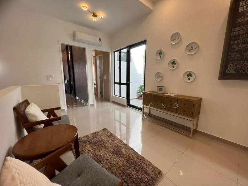 Rumah Kluster untuk Dijual di Kota Warisan (Sepang) - Kevin Foong - Living Room - PropertyGuru.com.my