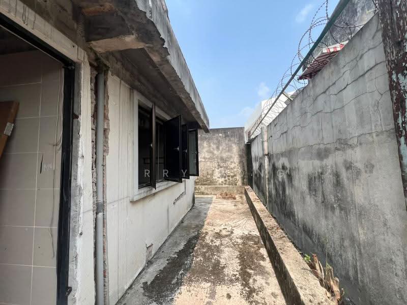 Bungalow House for Sale in Kajang (Selangor) - Larry Wong - Exterior - PropertyGuru.com.my