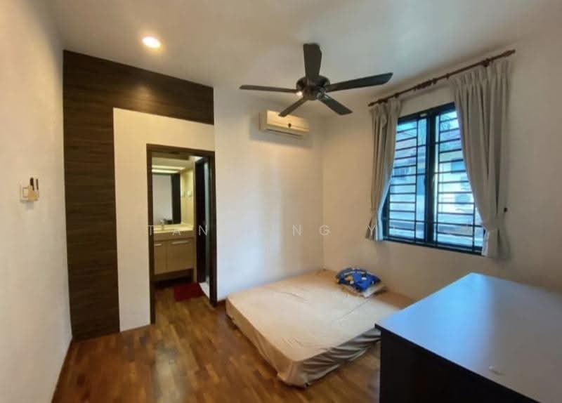 Cluster House for Sale in Austin Heights (Tebrau) - Tan Bing Yi - Bedroom - PropertyGuru.com.my