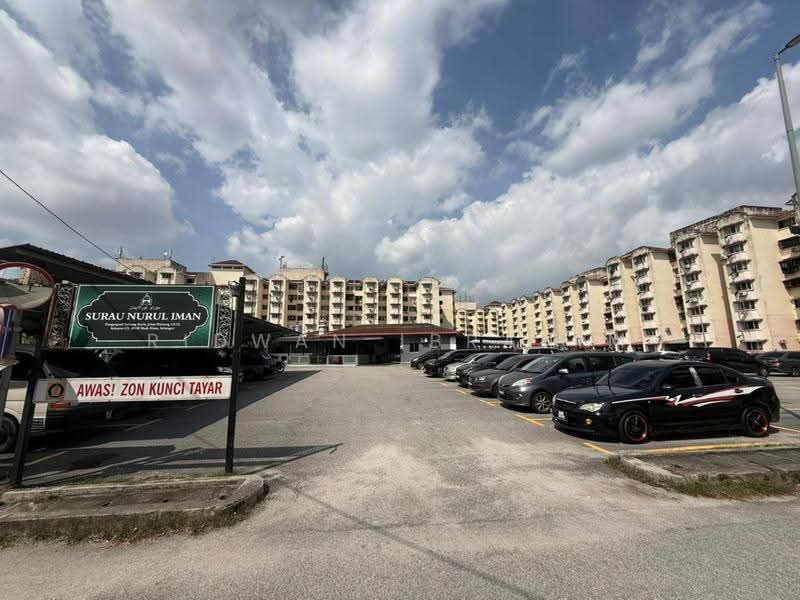 Apartment for Sale at Pangsapuri Subang Suria - Ridwan Ibrahim - Exterior - PropertyGuru.com.my