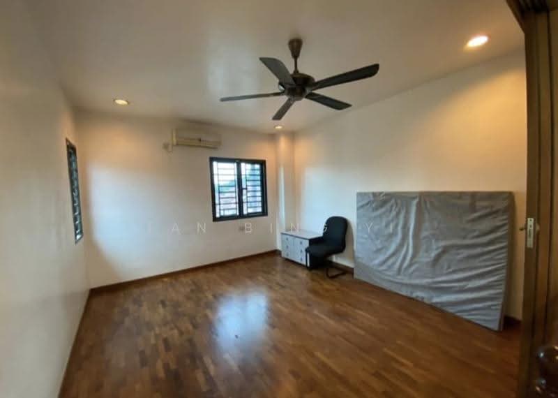 Cluster House for Rent in Austin Heights (Tebrau) - Tan Bing Yi - Bedroom - PropertyGuru.com.my