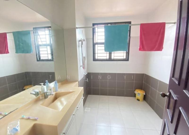 Cluster House for Rent in Austin Heights (Tebrau) - Tan Bing Yi - Bathroom - PropertyGuru.com.my